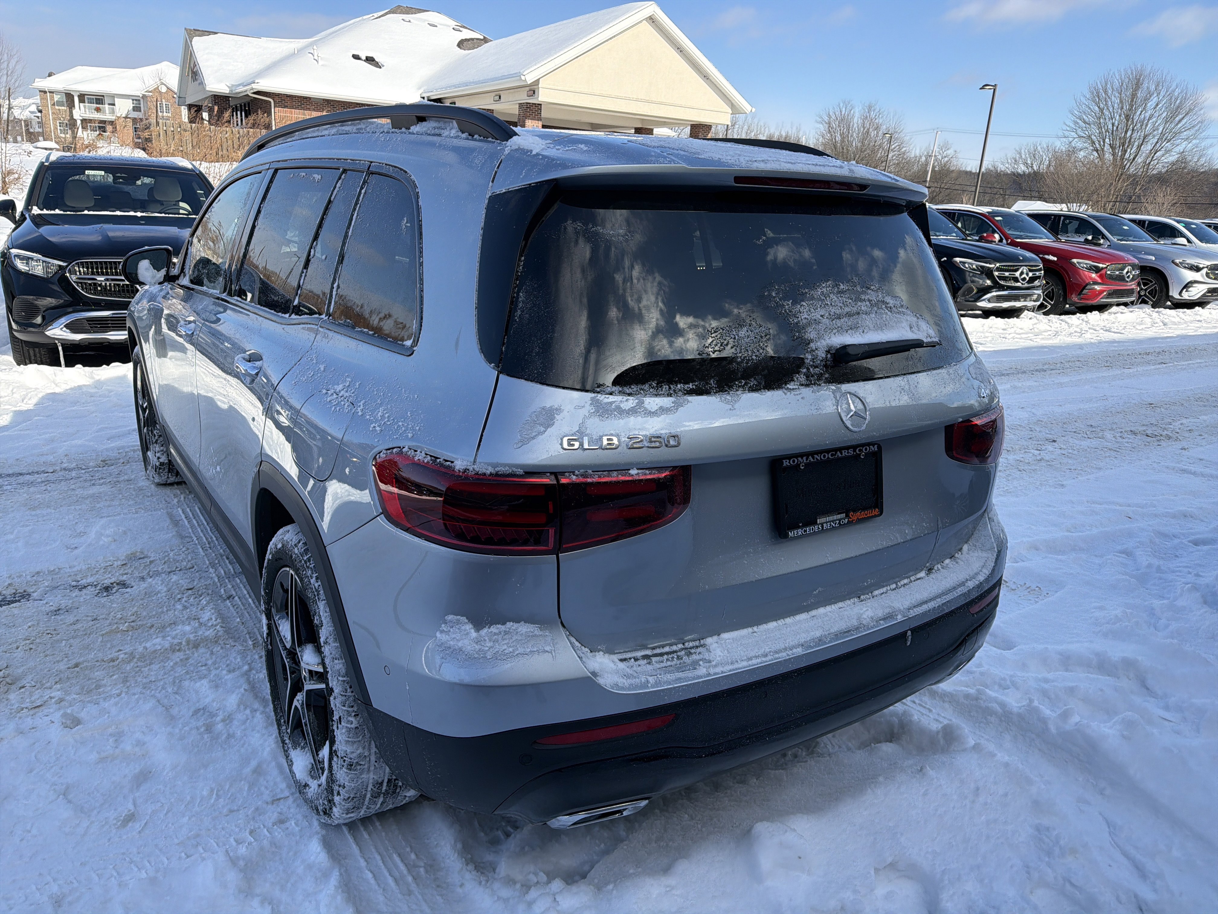 New 2026 Mercedes-Benz GLB 250 4MATIC image 5