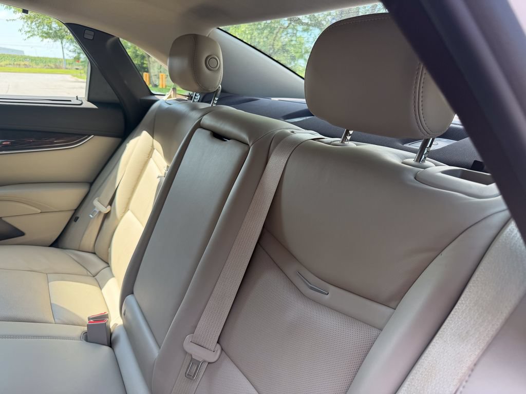 Used 2016 Cadillac XTS Premium FWD image 18