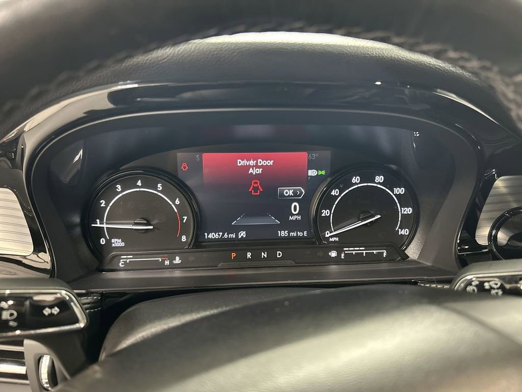 Used 2022 Lincoln Corsair Standard w/ Premium Package image 13