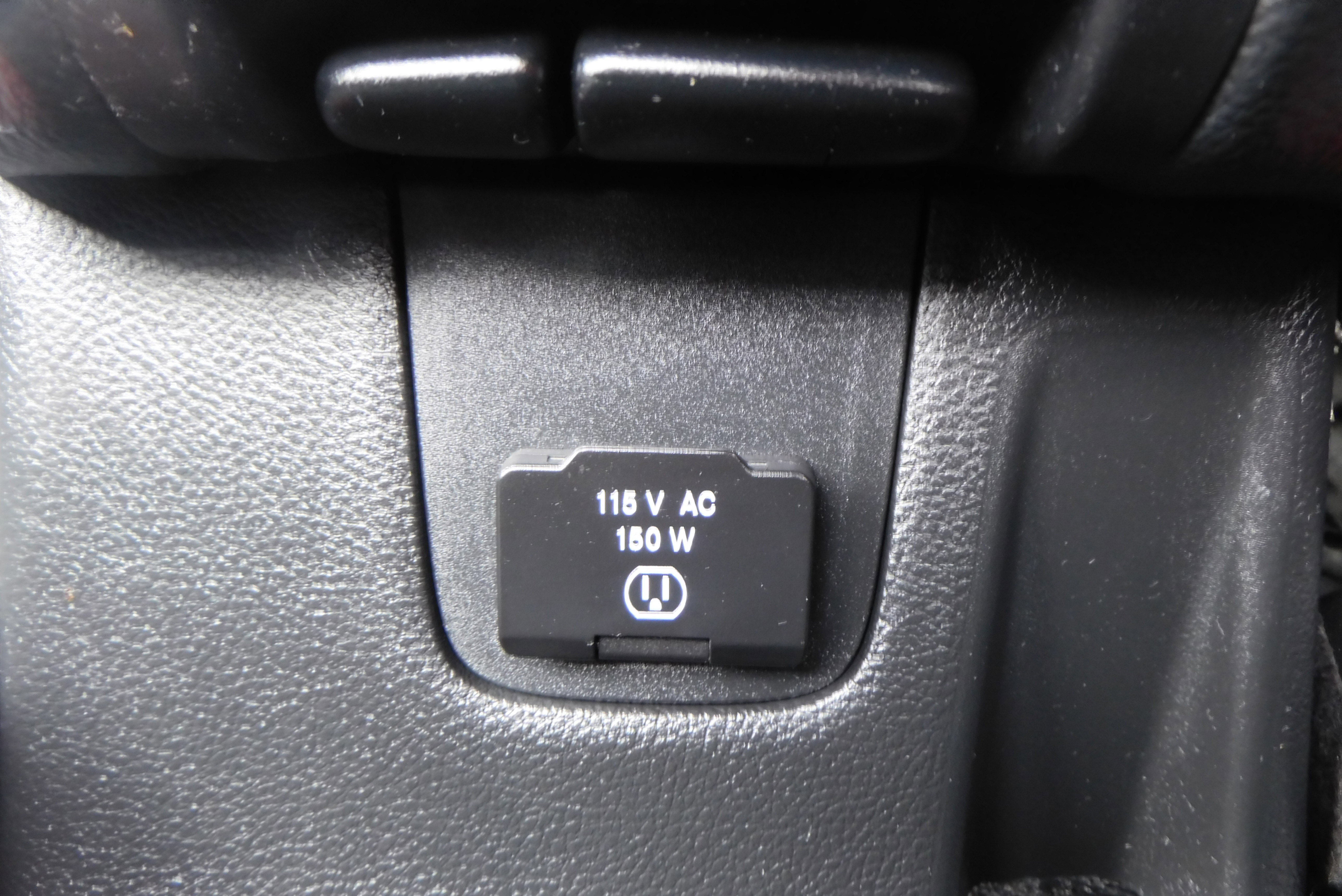 Used 2016 Jeep Wrangler Unlimited Rubicon image 33