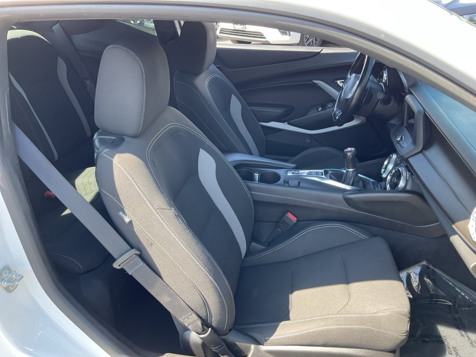 Used 2020 Chevrolet Camaro LT RWD image 21