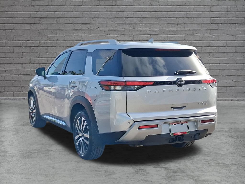 Used 2022 Nissan Pathfinder Platinum w/ Cargo Package AWD/4WD image 5