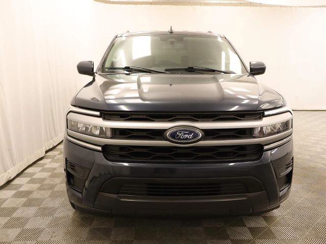 Certified 2023 Ford Expedition XLT image 4