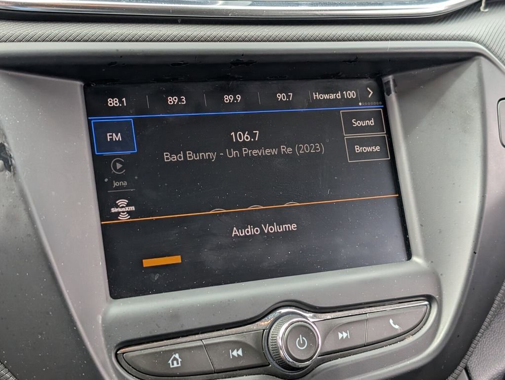 Used 2022 Chevrolet TrailBlazer LT FWD image 21