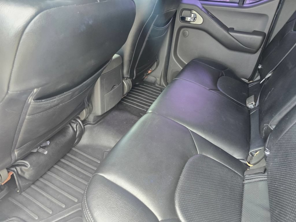 Used 2019 Nissan Frontier PRO-4X AWD/4WD image 12