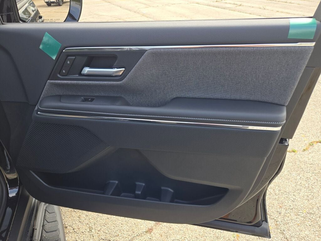 New 2026 GMC Sierra EV Elevation image 6