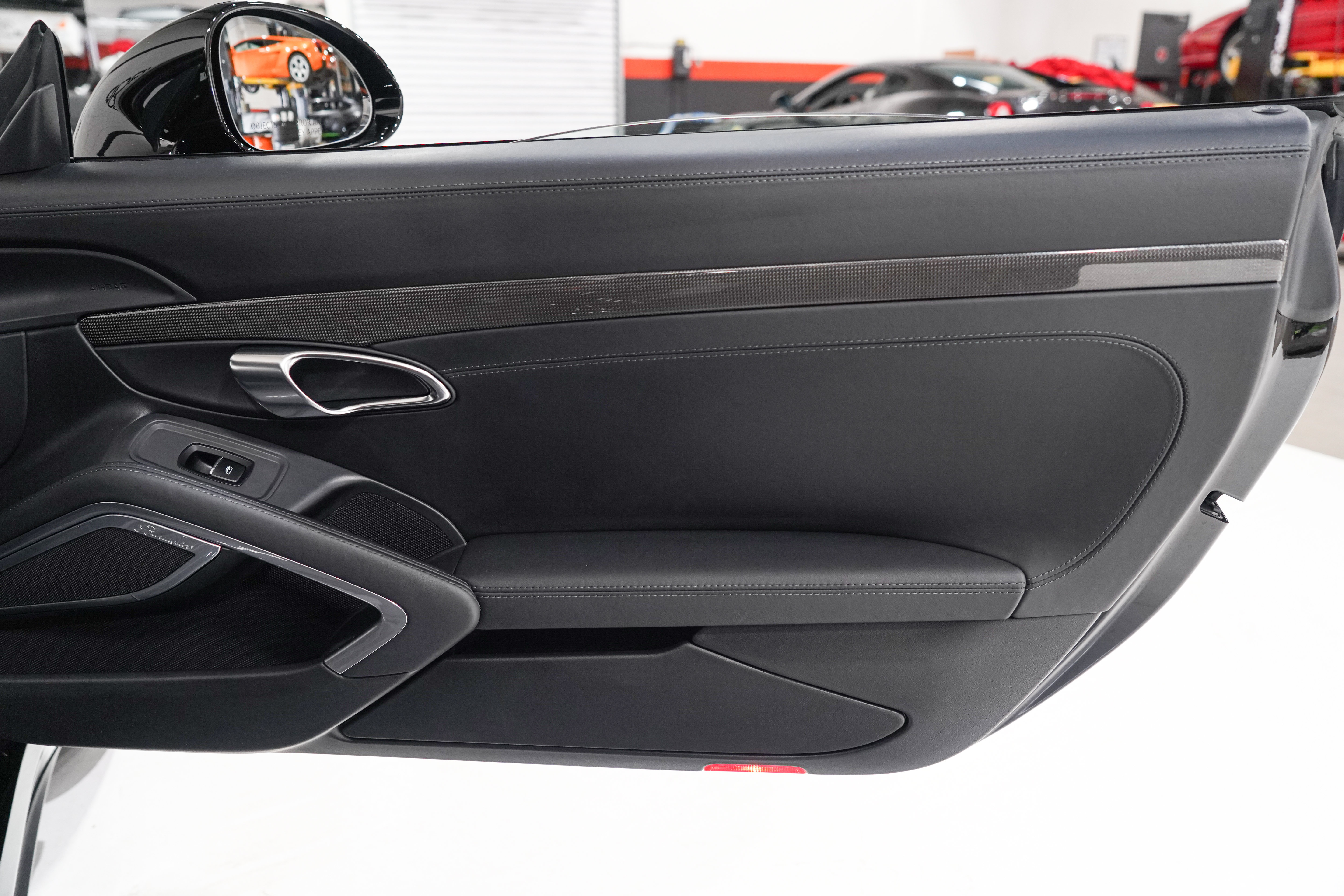 Used 2014 Porsche 911 Turbo S AWD/4WD image 18