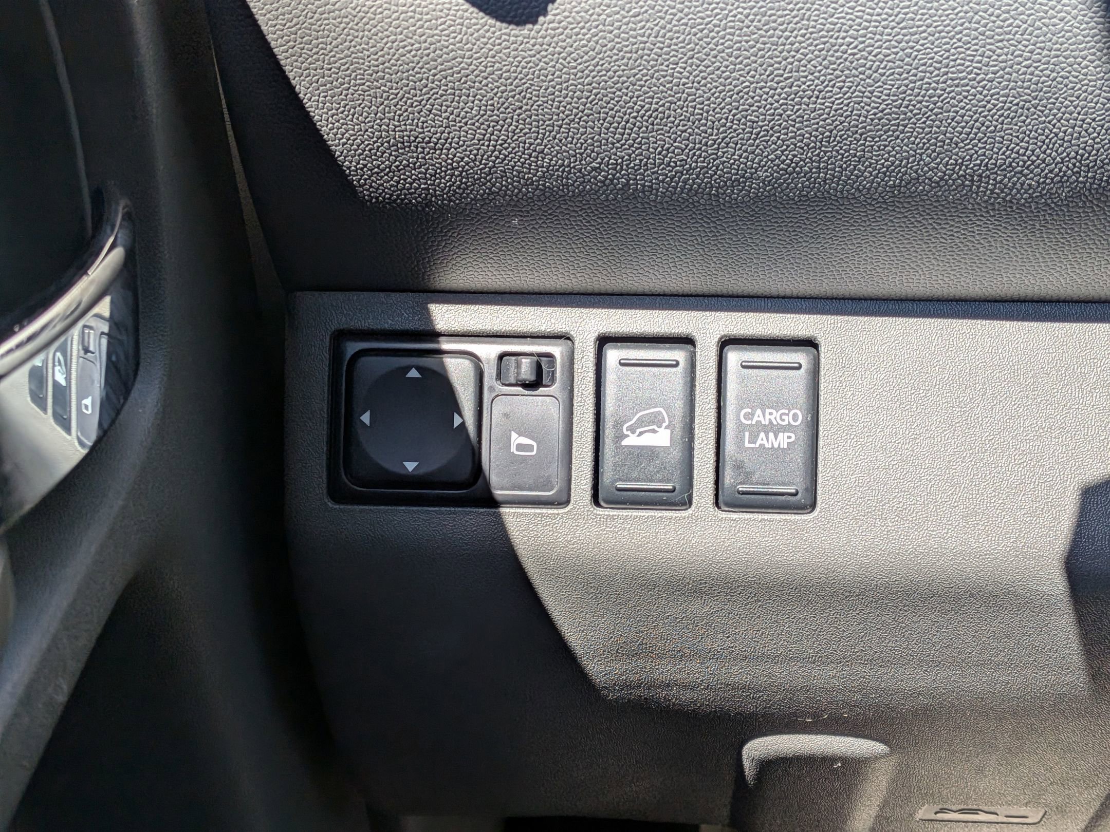 Used 2016 Nissan Frontier SV w/ SV Value Truck Package image 18