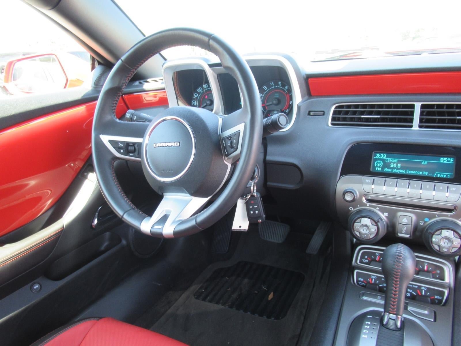 Used 2010 Chevrolet Camaro SS w/ RS Package RWD image 12