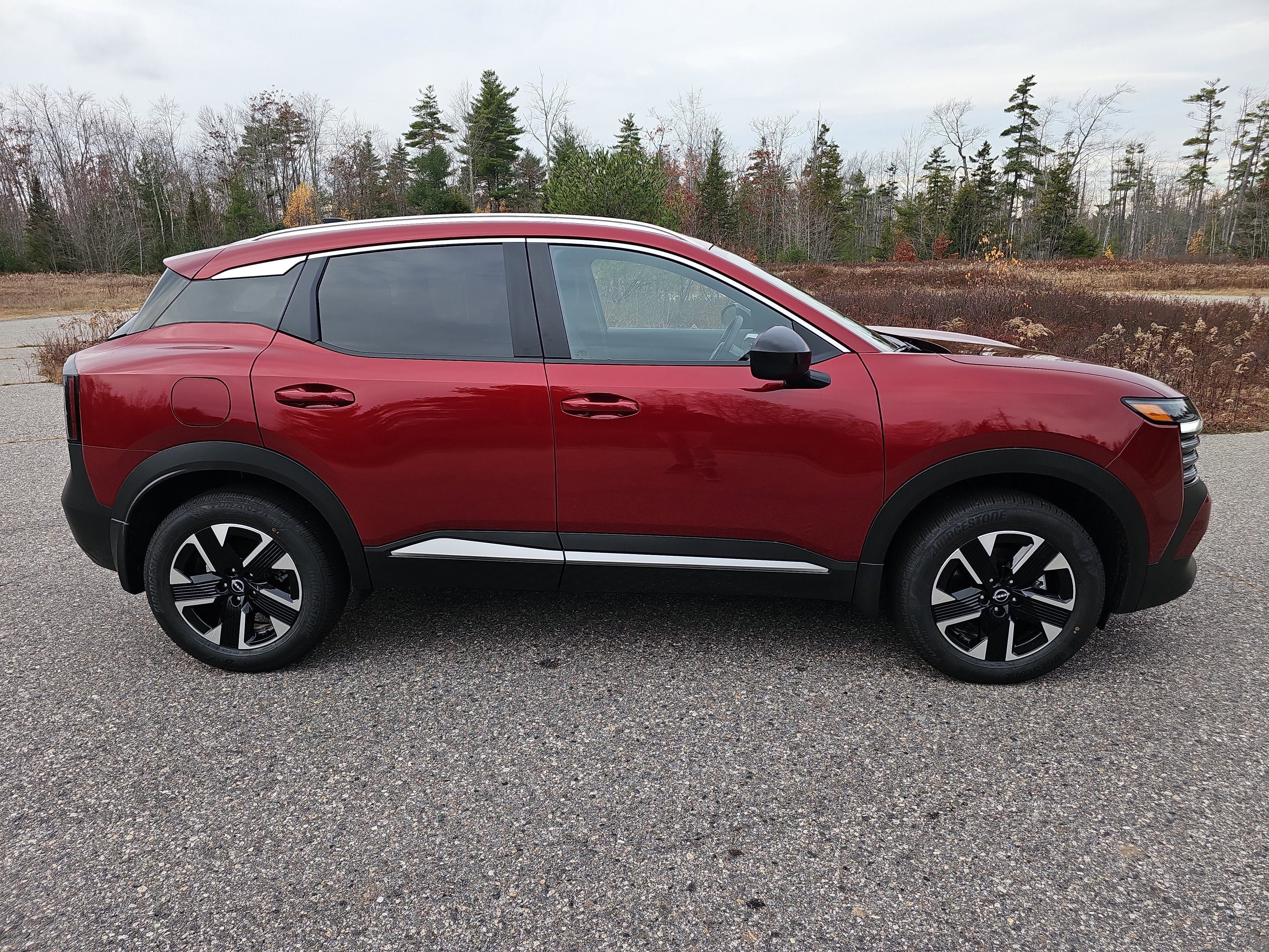 New 2026 Nissan Kicks SV w/ Charging Package image 8