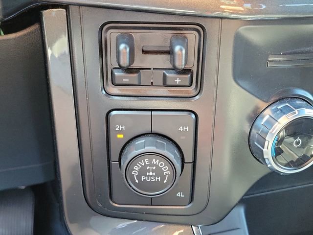 Certified 2022 Ford F150 XLT w/ Equipment Group 302A High image 11