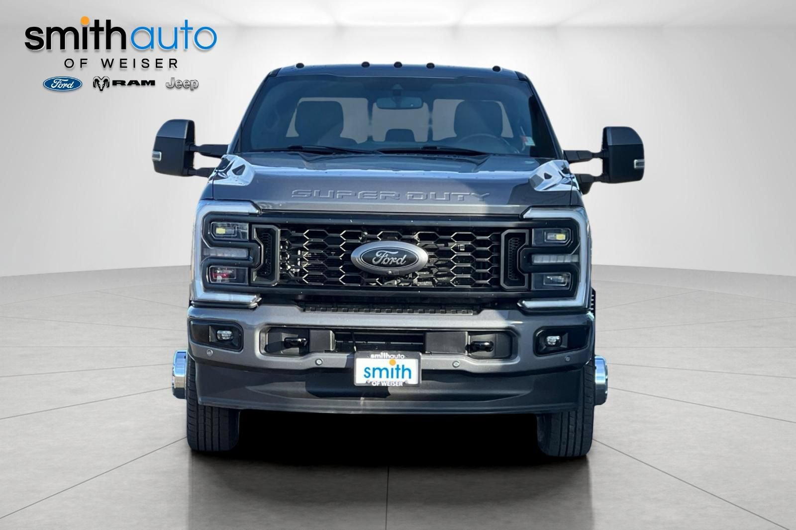 Used 2023 Ford F350 Platinum AWD/4WD image 10