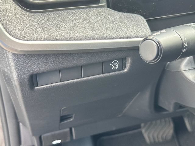 Used 2026 Nissan Kicks S FWD image 26