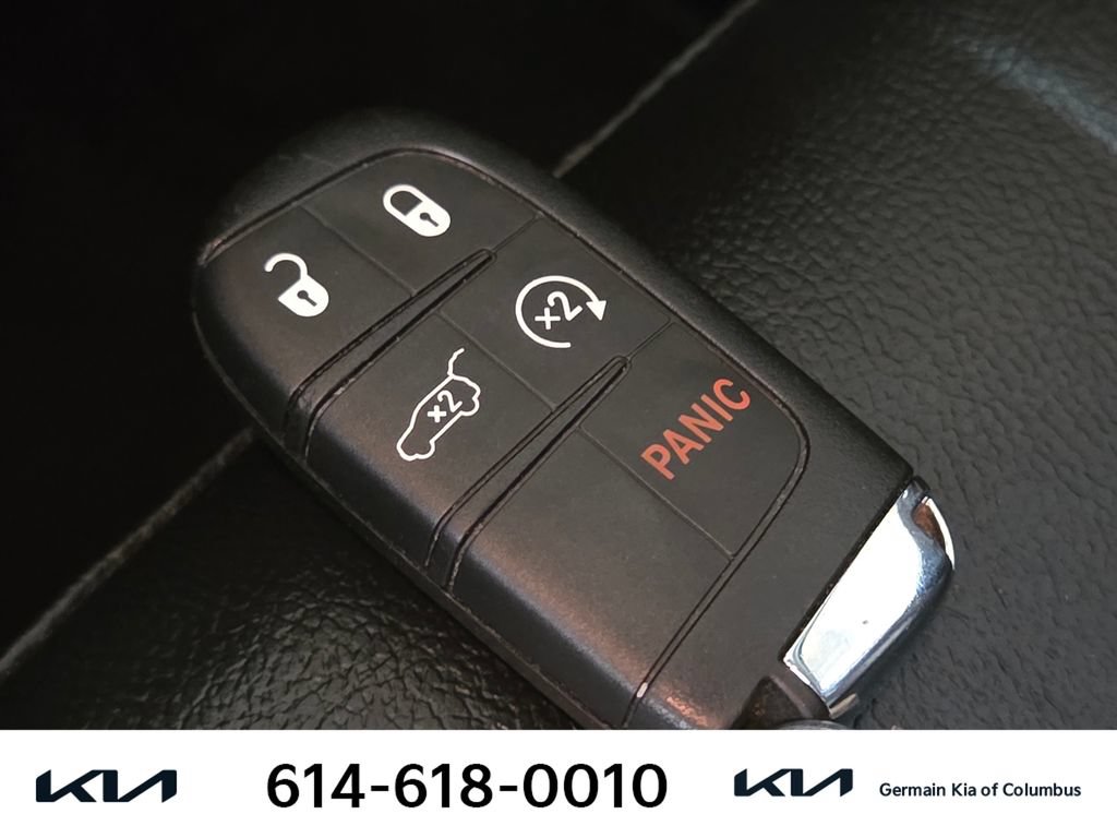 Used 2019 Jeep Compass Limited AWD/4WD image 34