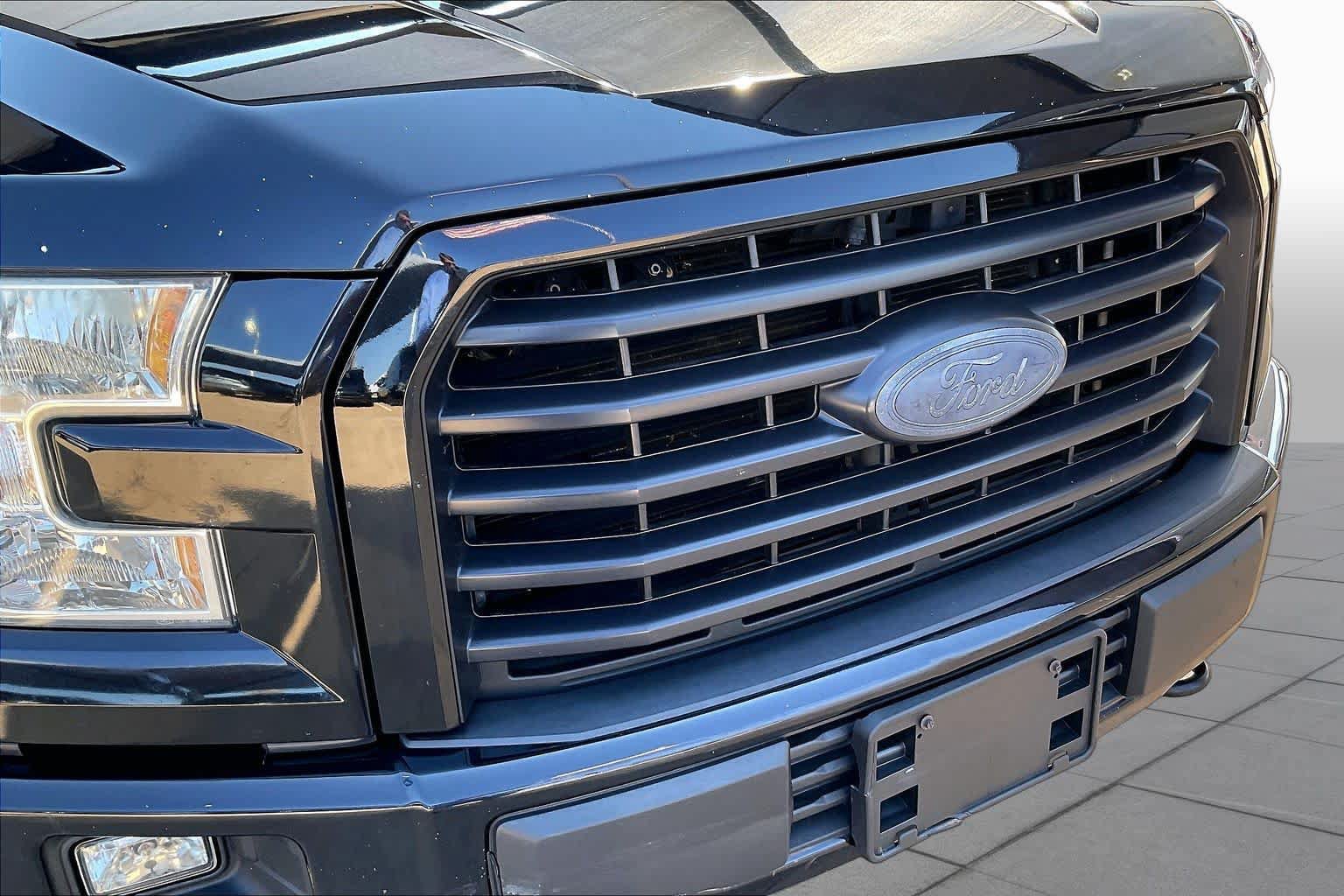 Used 2016 Ford F150 XLT w/ Equipment Group 302A Luxury AWD/4WD image 28