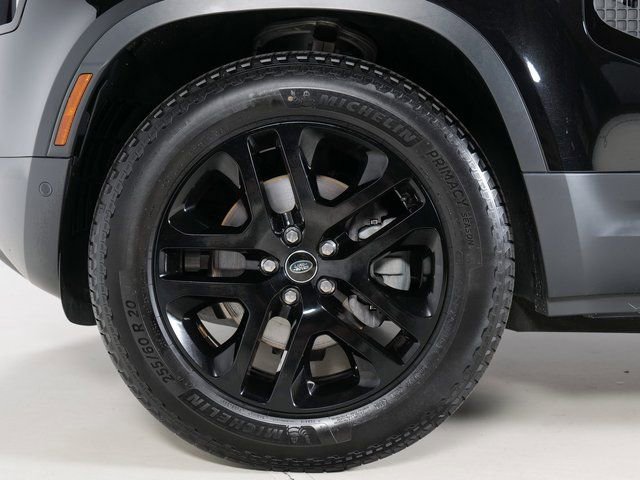 Used 2025 Land Rover Defender 90 S AWD/4WD image 9