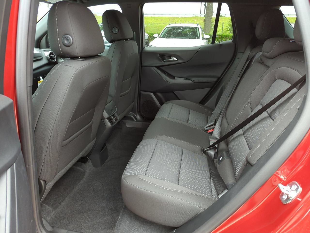 New 2027 Chevrolet Equinox LT FWD image 20