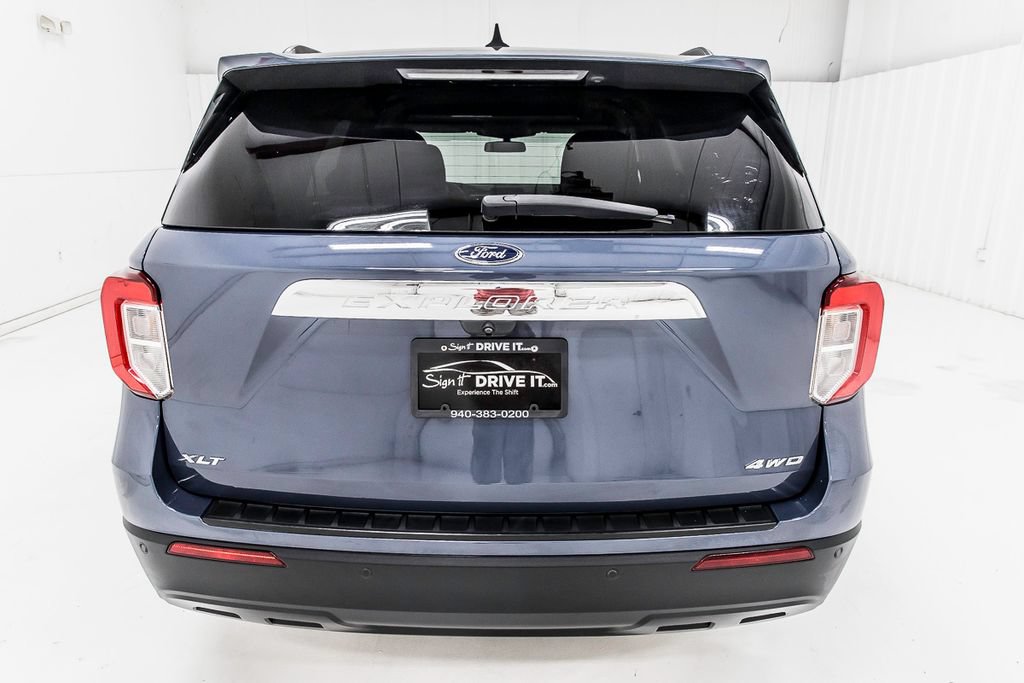 Used 2021 Ford Explorer XLT AWD/4WD image 6