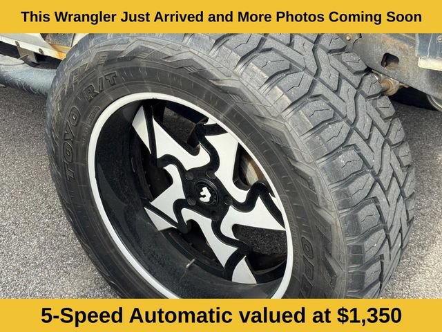 Used 2015 Jeep Wrangler Unlimited Sport AWD/4WD image 5
