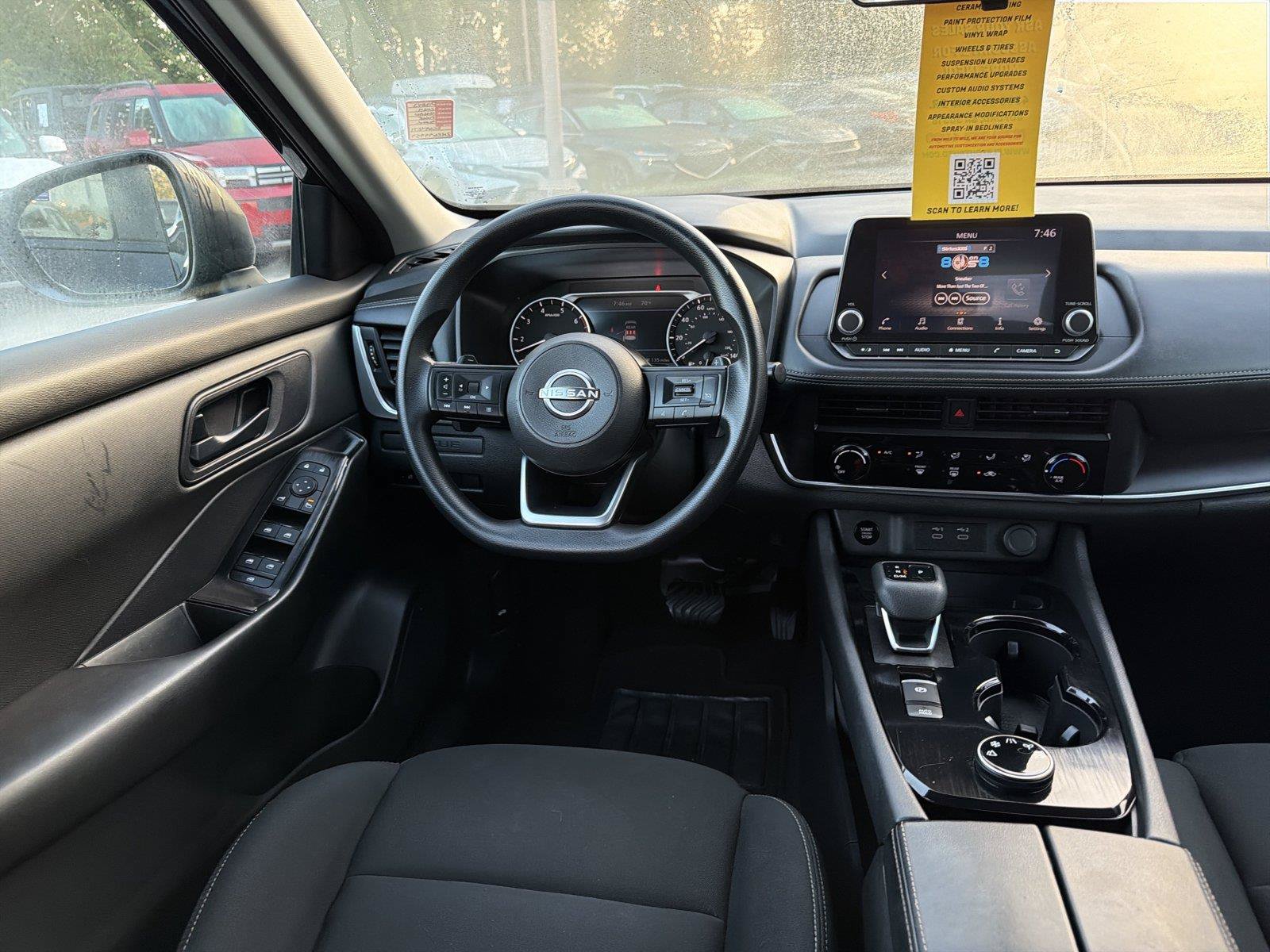 Used 2024 Nissan Rogue S AWD/4WD image 21