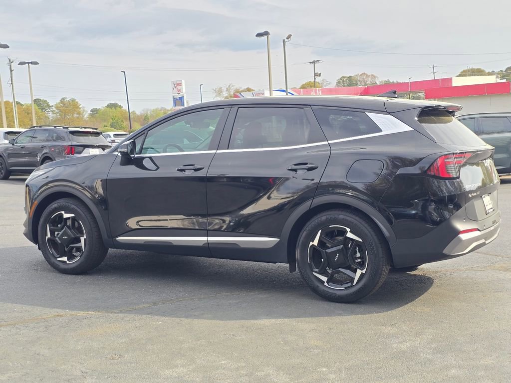 Used 2026 Kia Sportage EX image 5