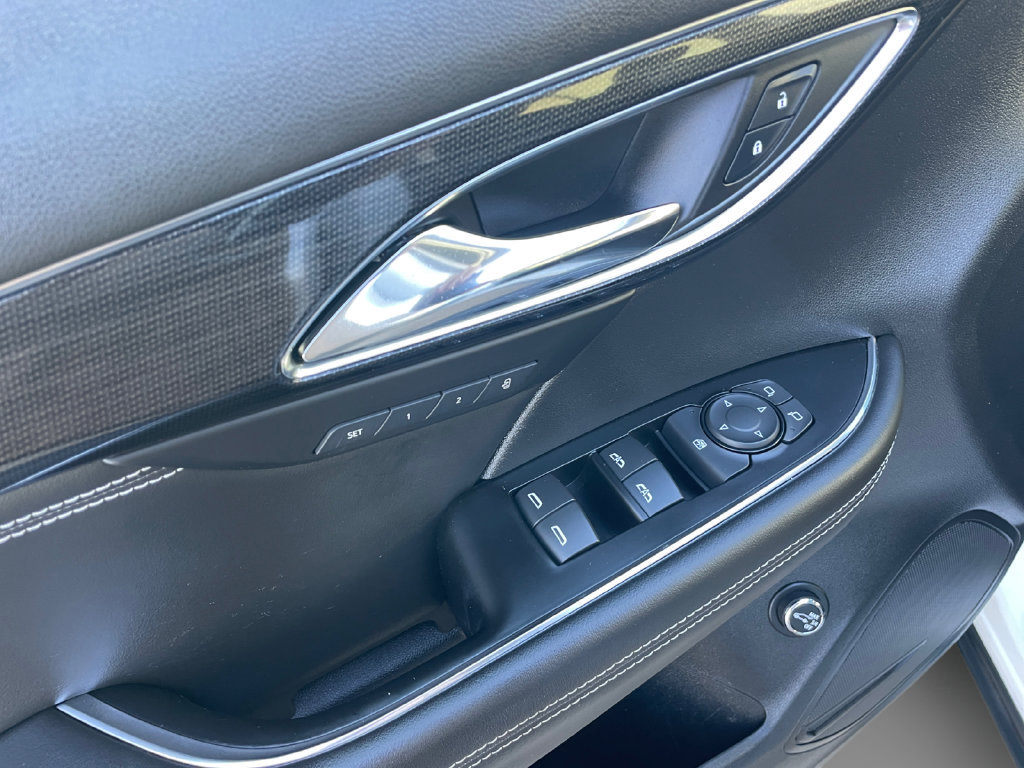 Used 2023 Buick Envision Essence w/ Sport Touring Package AWD/4WD image 23