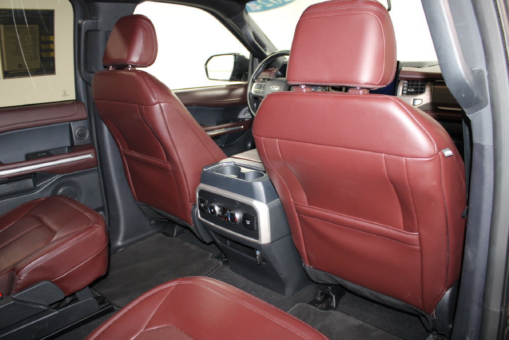 Used 2024 Ford Expedition Limited RWD image 36