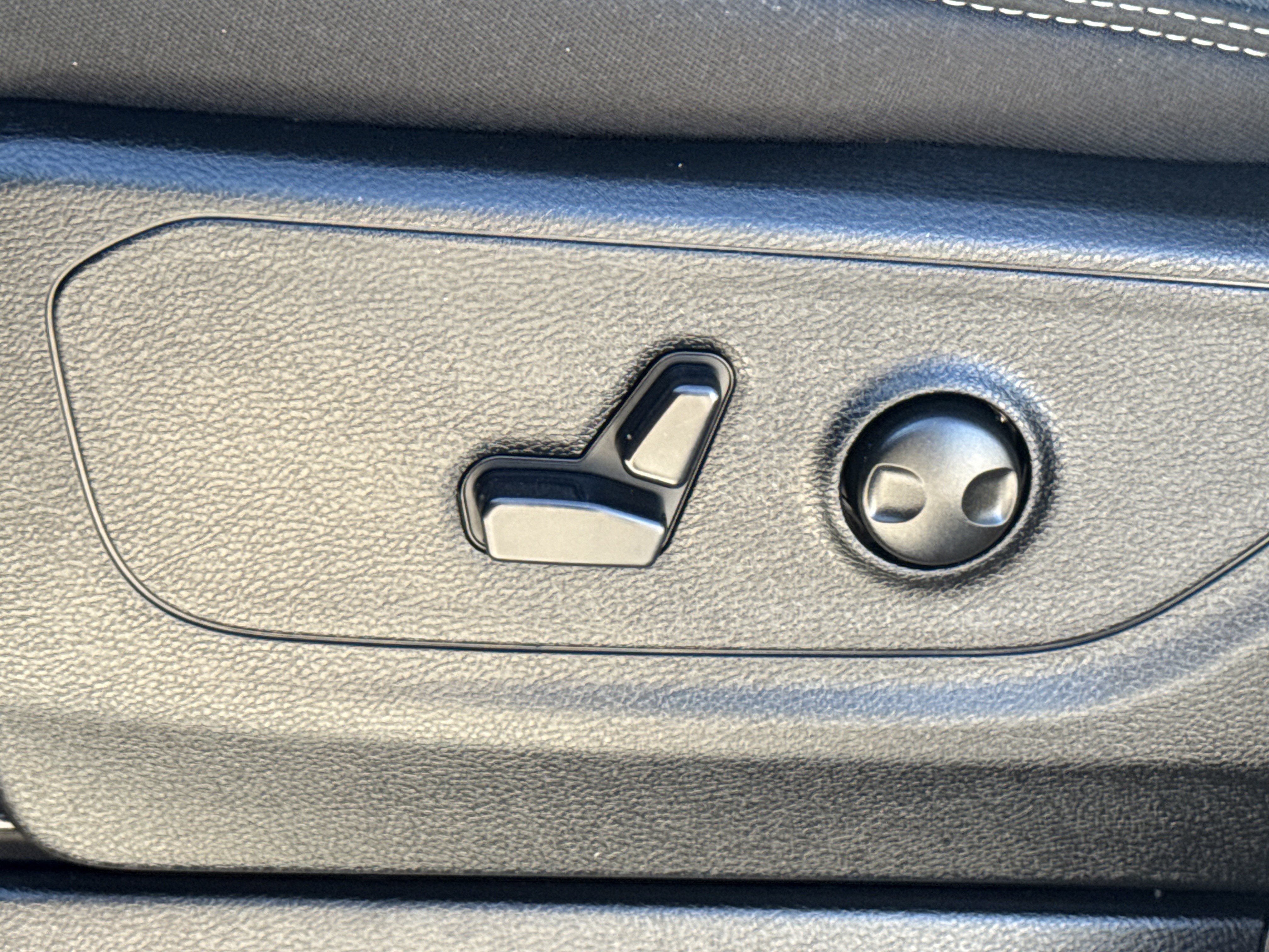 Used 2025 RAM 1500 Big Horn image 35