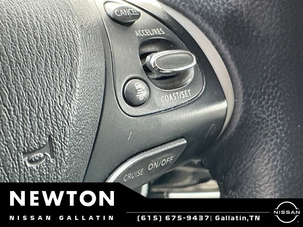 Used 2020 Nissan Pathfinder SV FWD image 12