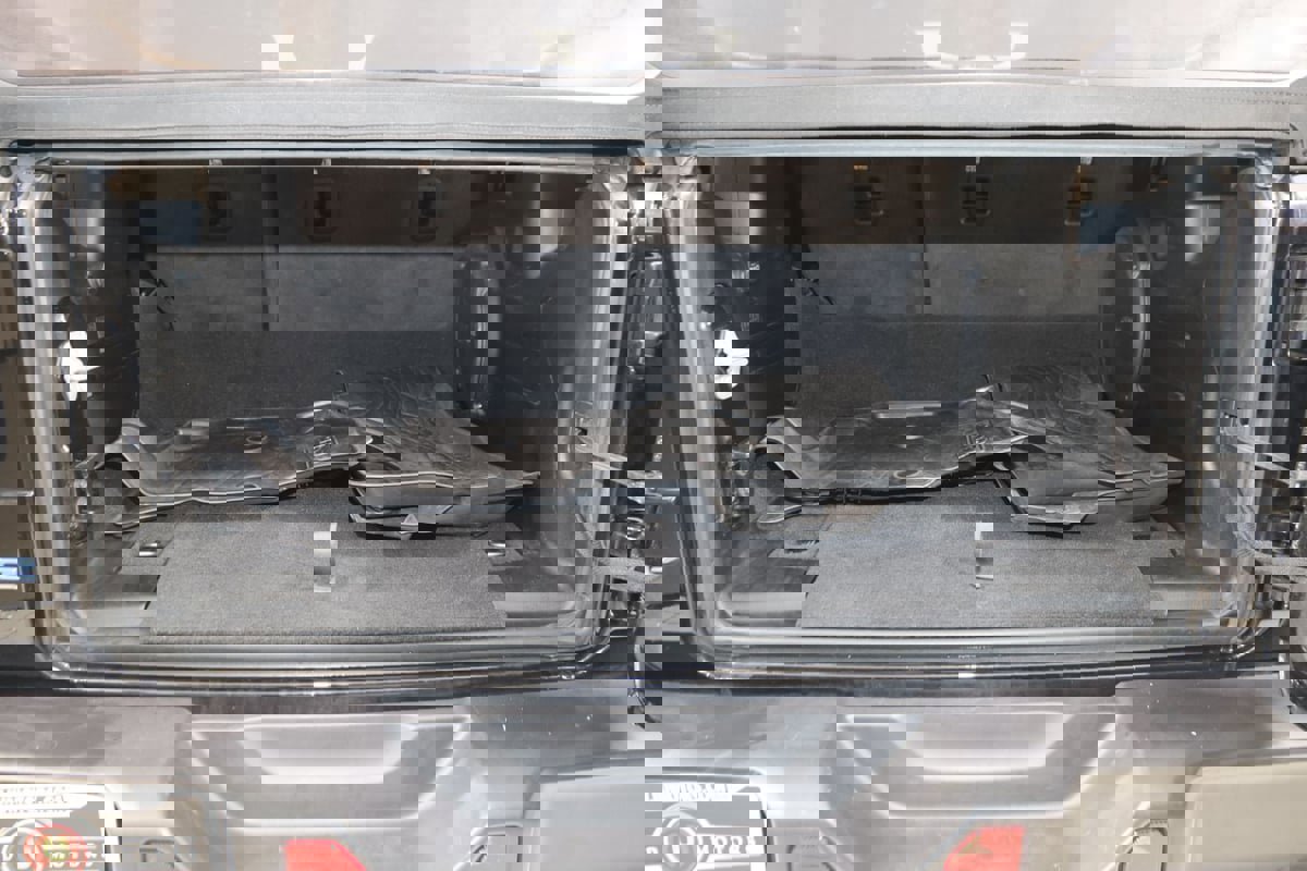 Used 2023 Jeep Wrangler Unlimited w/ Cold Weather Group image 44