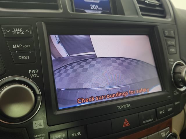 Used 2010 Toyota Highlander Limited w/ Extra Value Pkg 8 AWD/4WD image 26