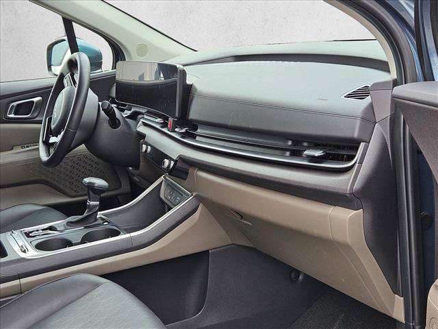 Used 2025 Kia Carnival SX FWD image 19