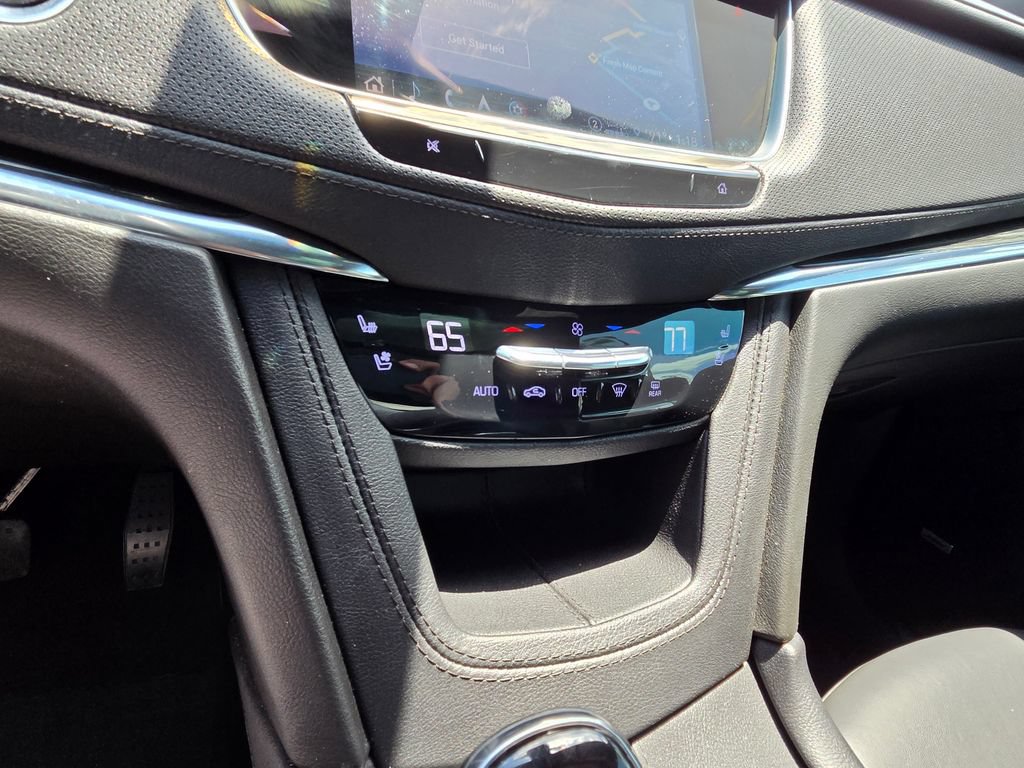 Used 2022 Cadillac XT5 Premium Luxury w/ Technology Package FWD image 31