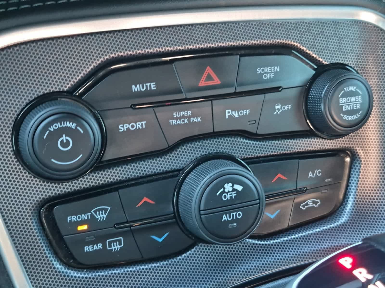 Used 2018 Dodge Challenger GT w/ GT Interior Package AWD/4WD image 29