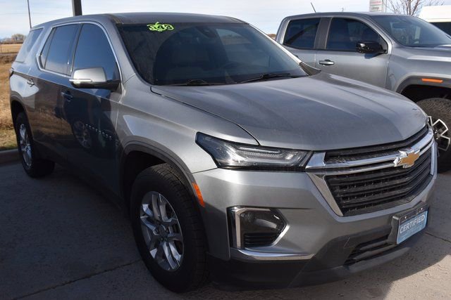 Used 2024 Chevrolet Traverse LS w/ Safety Package image 3