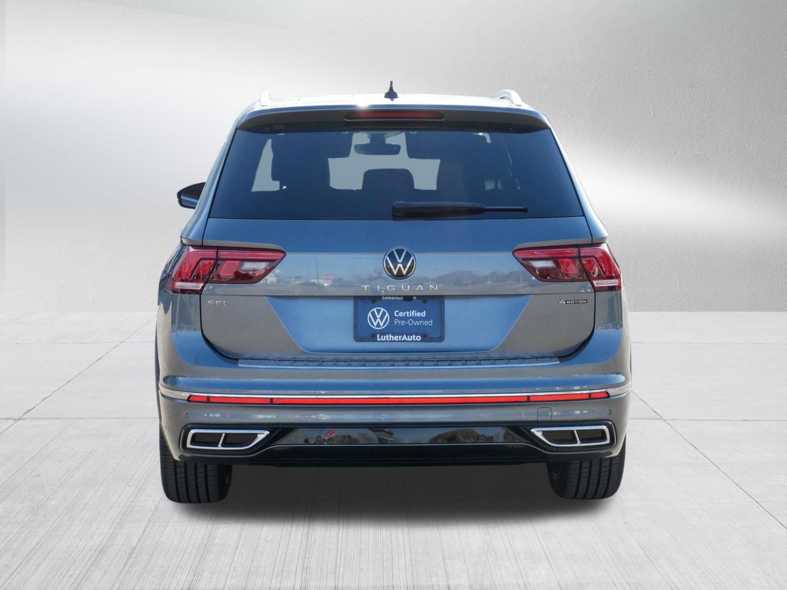 Used 2024 Volkswagen Tiguan SEL R-Line image 6