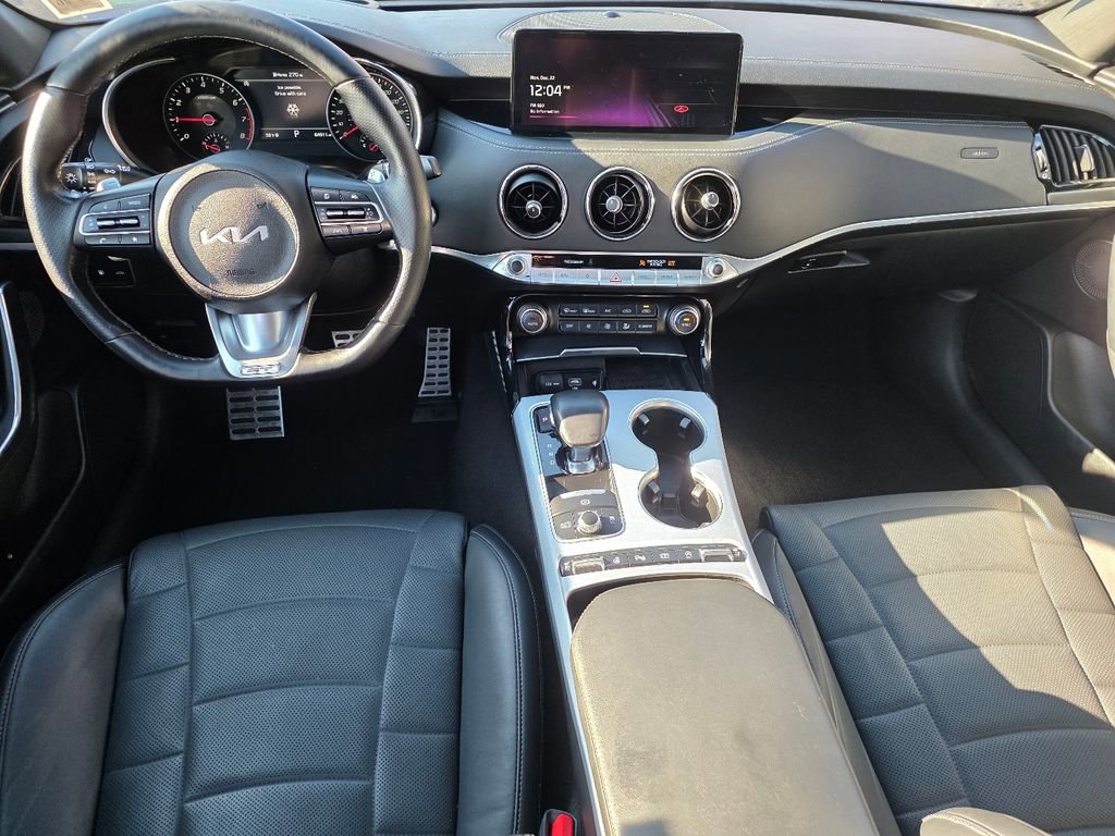 Used 2023 Kia Stinger GT2 image 12