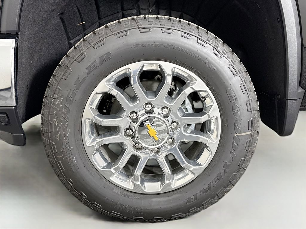 New 2025 Chevrolet Silverado 2500 LTZ w/ LTZ Convenience Package AWD/4WD image 31