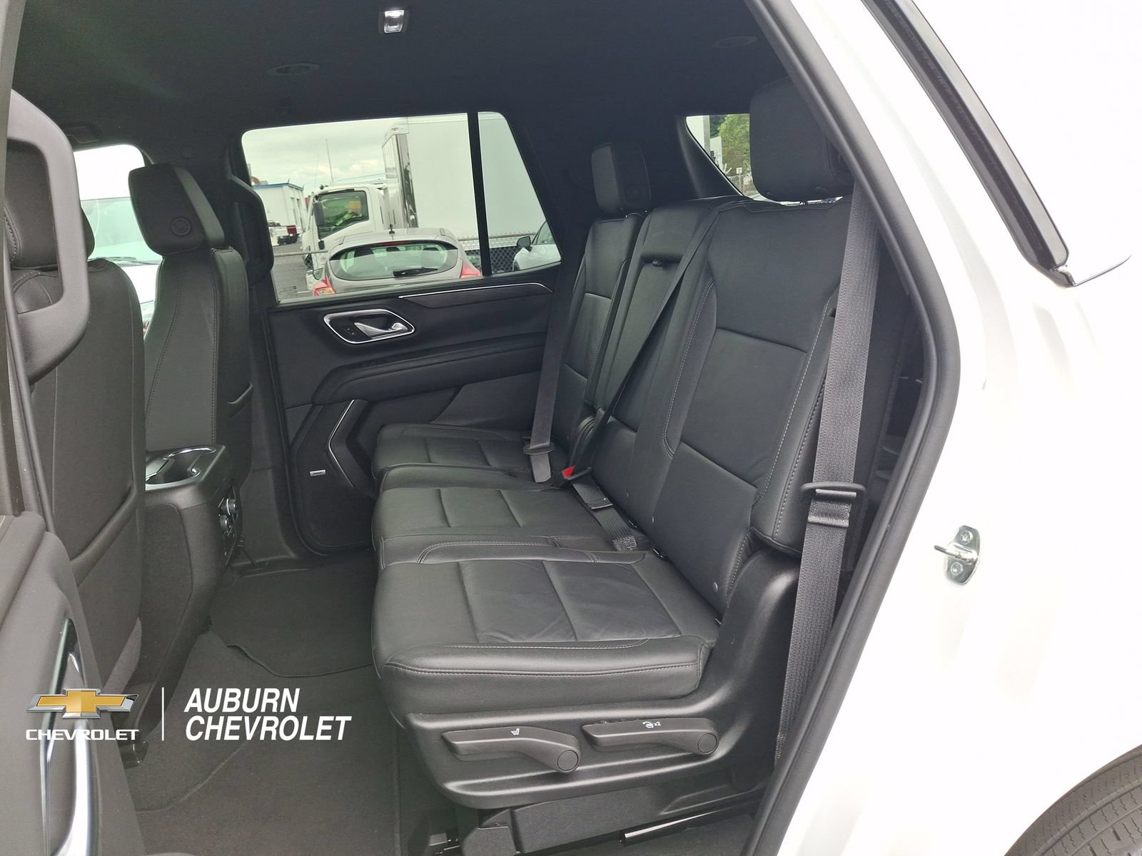 Used 2024 Chevrolet Tahoe LT AWD/4WD image 19