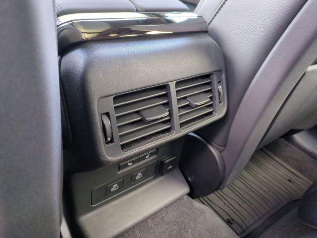 Used 2026 Land Rover Range Rover Velar Dynamic SE image 13