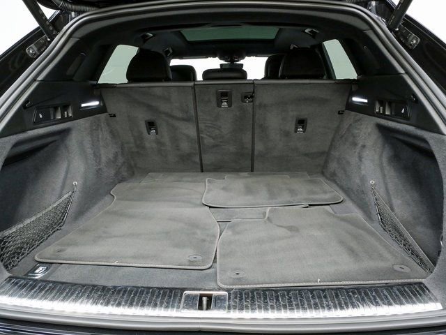 Certified 2022 Audi e-tron Premium Plus w/ Premium Plus Package image 28