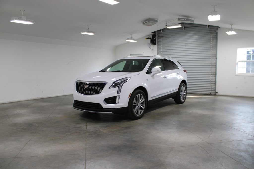 Used 2024 Cadillac XT5 Premium Luxury AWD/4WD image 4