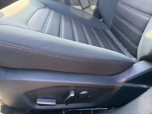 Used 2020 Ford Fusion SE FWD image 22
