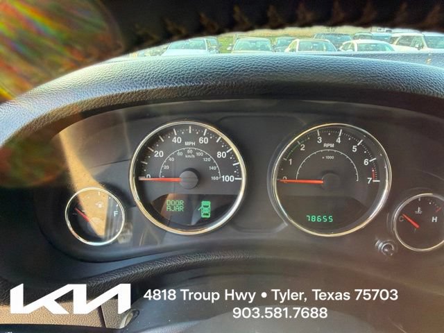 Used 2014 Jeep Wrangler Unlimited Sport w/ Connectivity Group AWD/4WD image 15