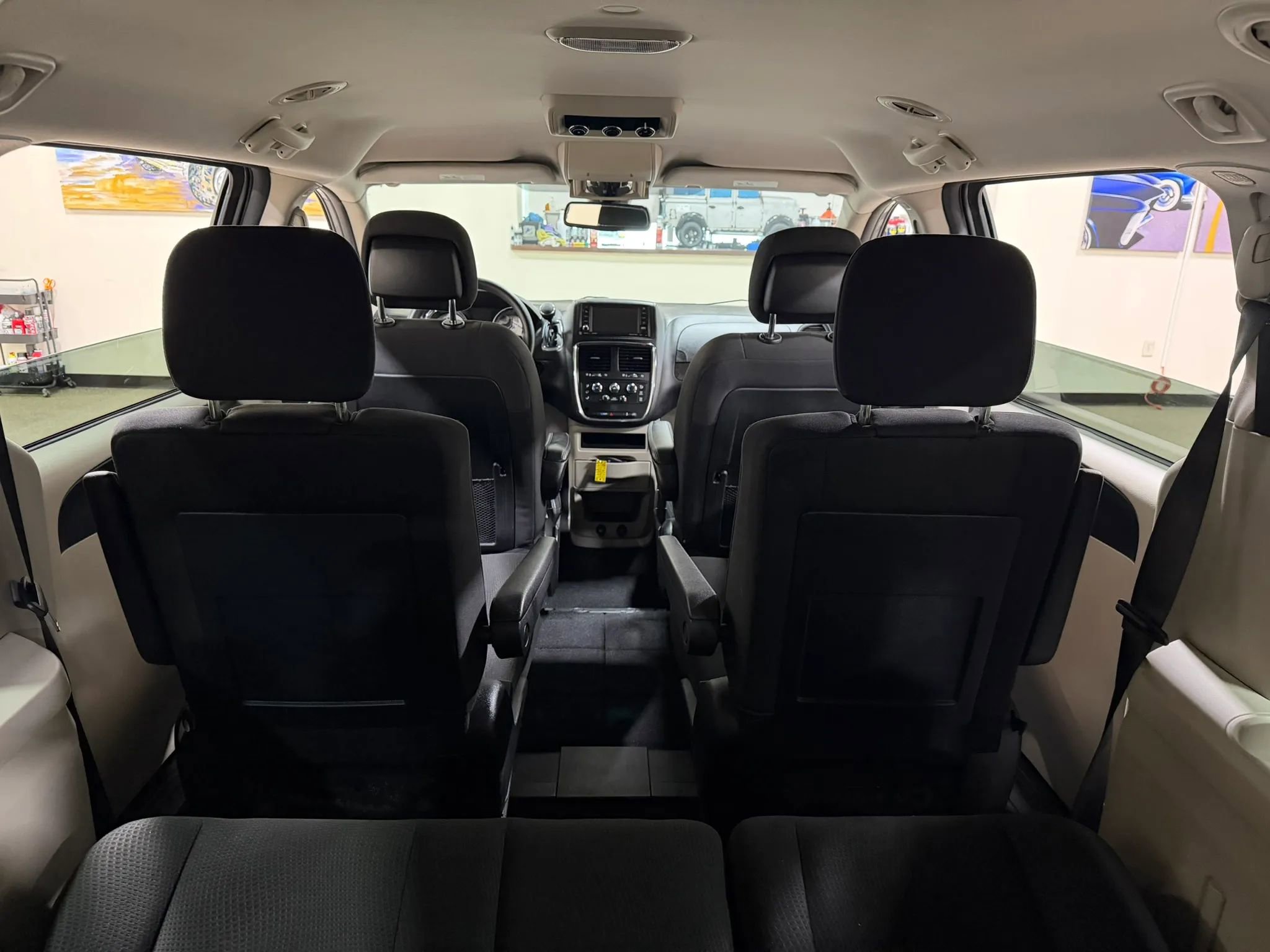 Used 2019 Dodge Grand Caravan SE image 24