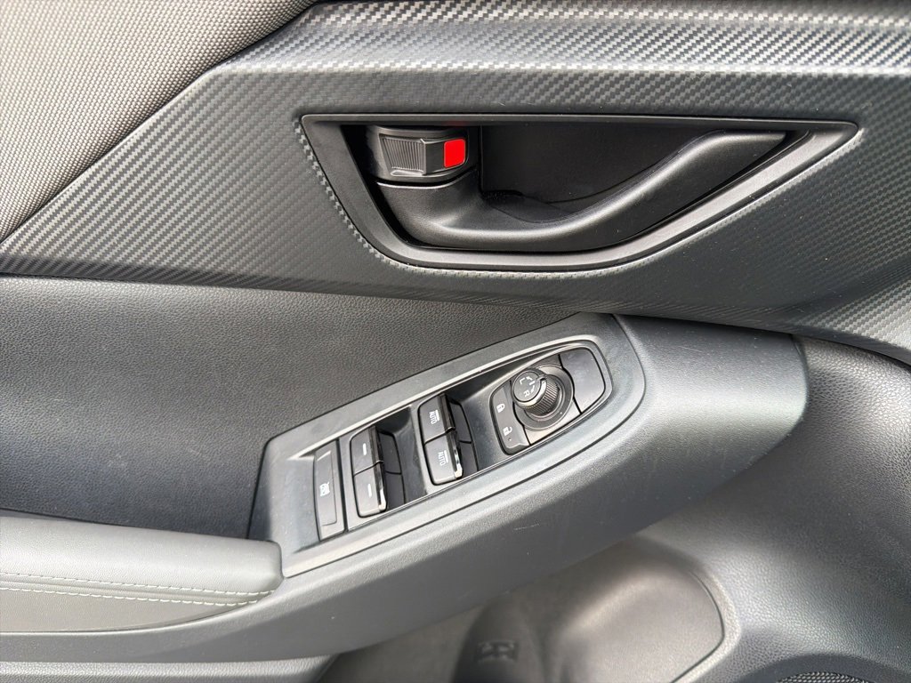 Certified 2025 Subaru Crosstrek 2.0i Premium image 24