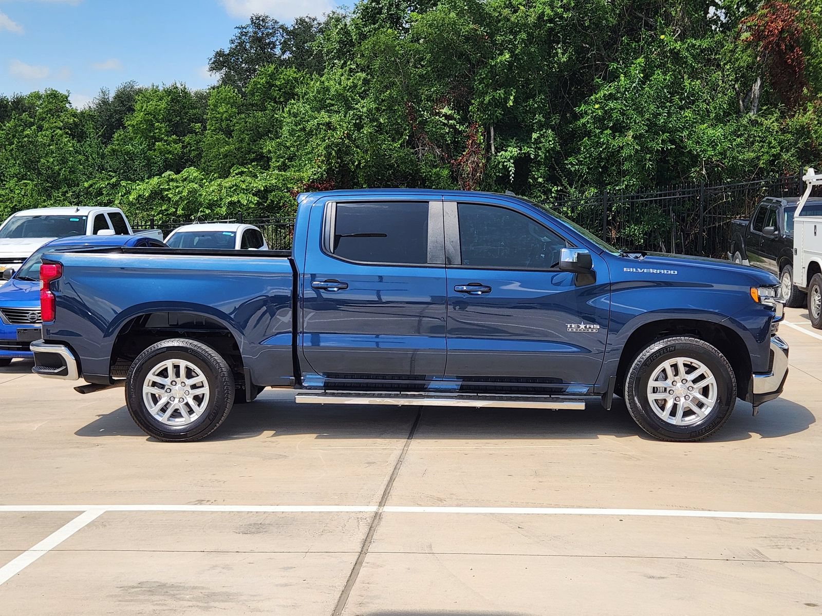 Used 2021 Chevrolet Silverado 1500 LT RWD image 7