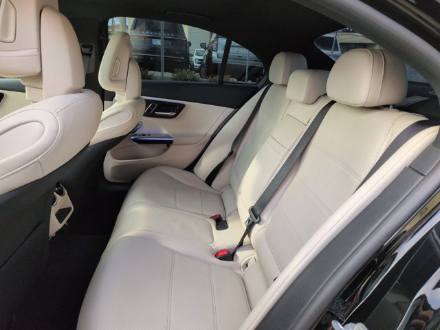 Used 2023 Mercedes-Benz C 300 Sedan image 19