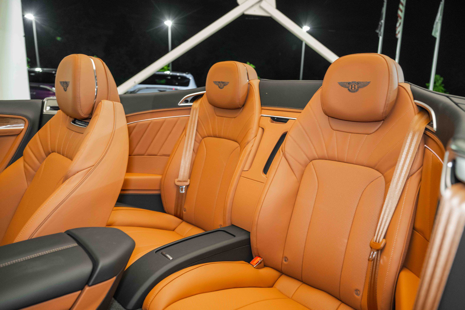 Certified 2024 Bentley Continental GT V8 AWD/4WD image 17