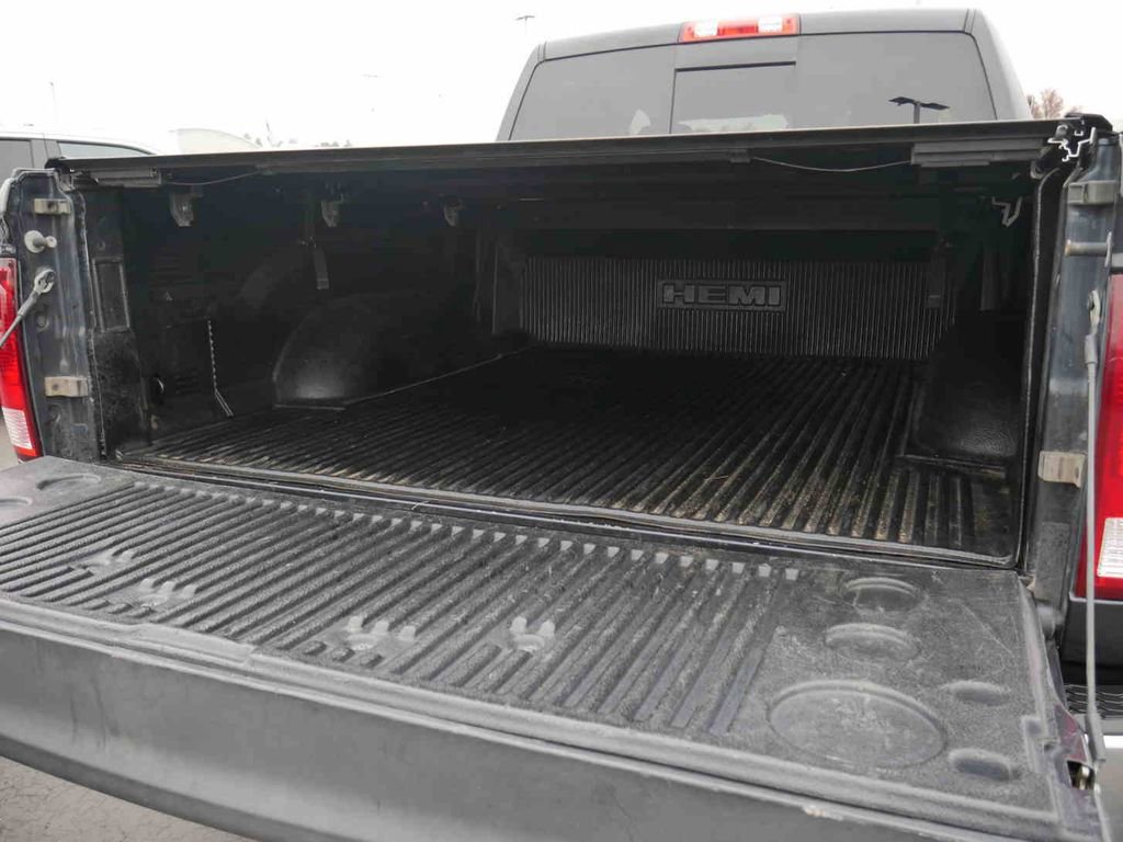 Used 2017 RAM 1500 Big Horn image 9